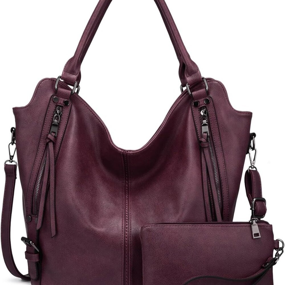 Chic Women's Shoulder Bag in Rich Purple